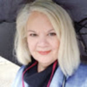 Meet your Posher, Suzanne